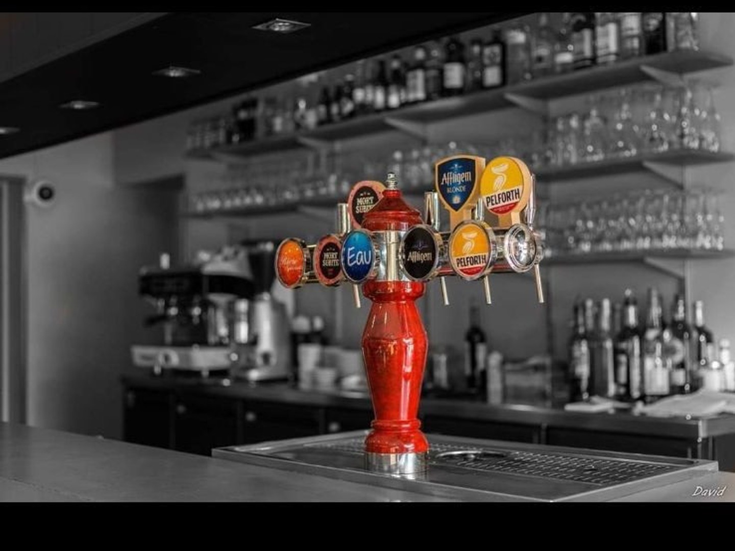 Commerce 3 pièces 241 m²