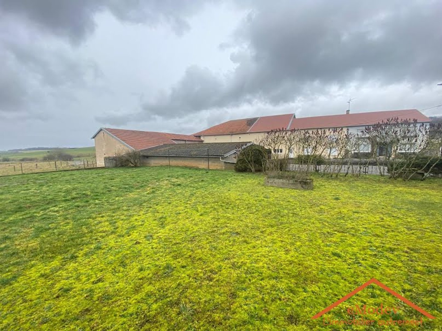 Ferme 6 pièces 200 m²