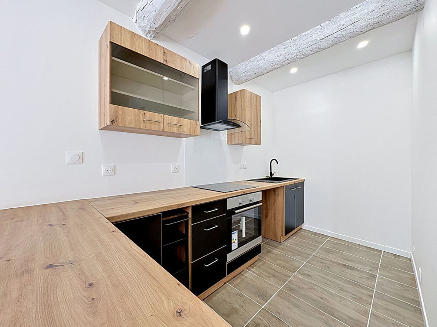Maison à vendre - 5 pièces - 99m2 - Morières-Lès-Avignon (84310)