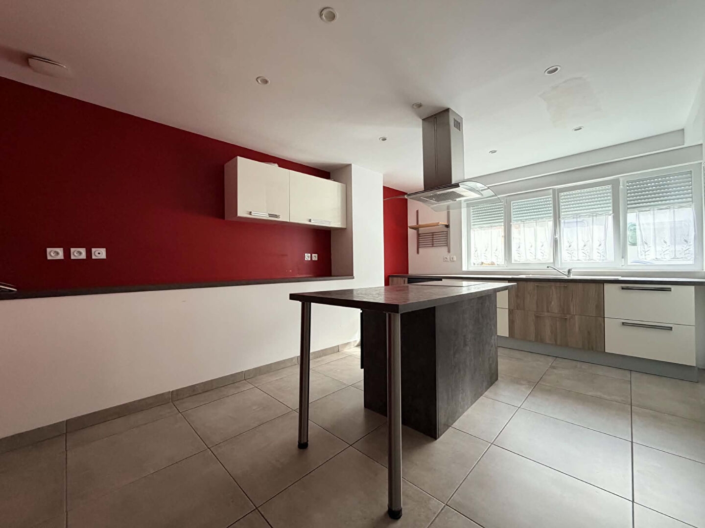 Maison à vendre - 5 pièces - 122m2 - Vouziers (08400)