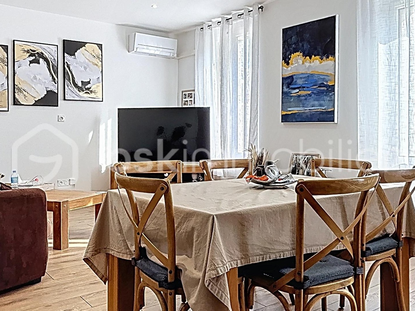 Maison 8 pièces 223 m²