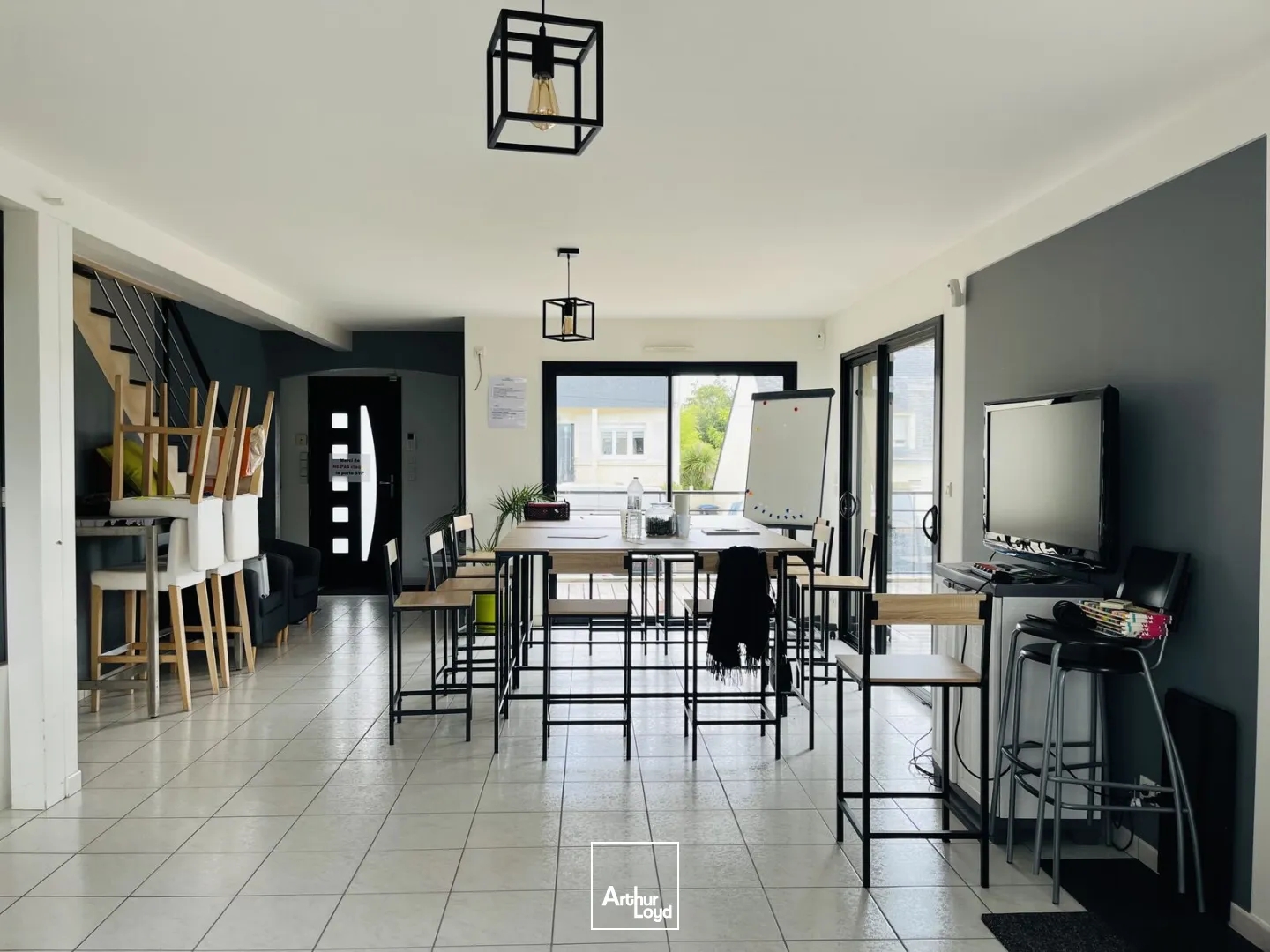 Bureaux à vendre - 327m2 - Saint-Nazaire (44600)
