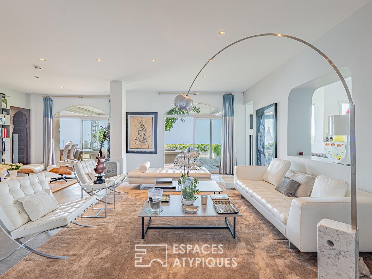 Maison à vendre - 10 pièces - 261m2 - Roquebrune-Cap-Ma... (06190)