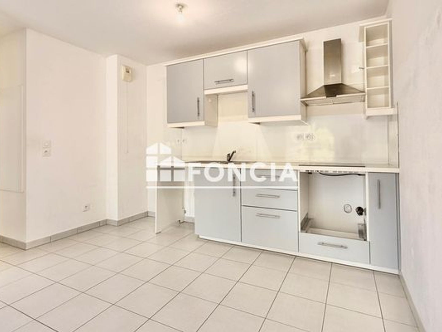 Appartement à vendre - 3 pièces - 53m2 - Roquebrune-Sur-Ar... (83520)