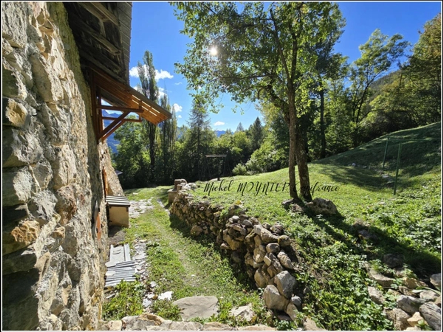Maison à vendre - 5 pièces - 98m2 - Champcella (05310)