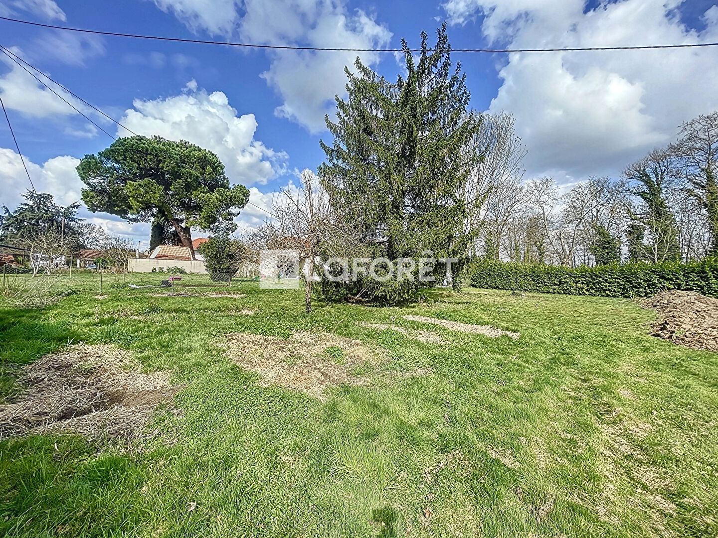 Terrain 630 m²