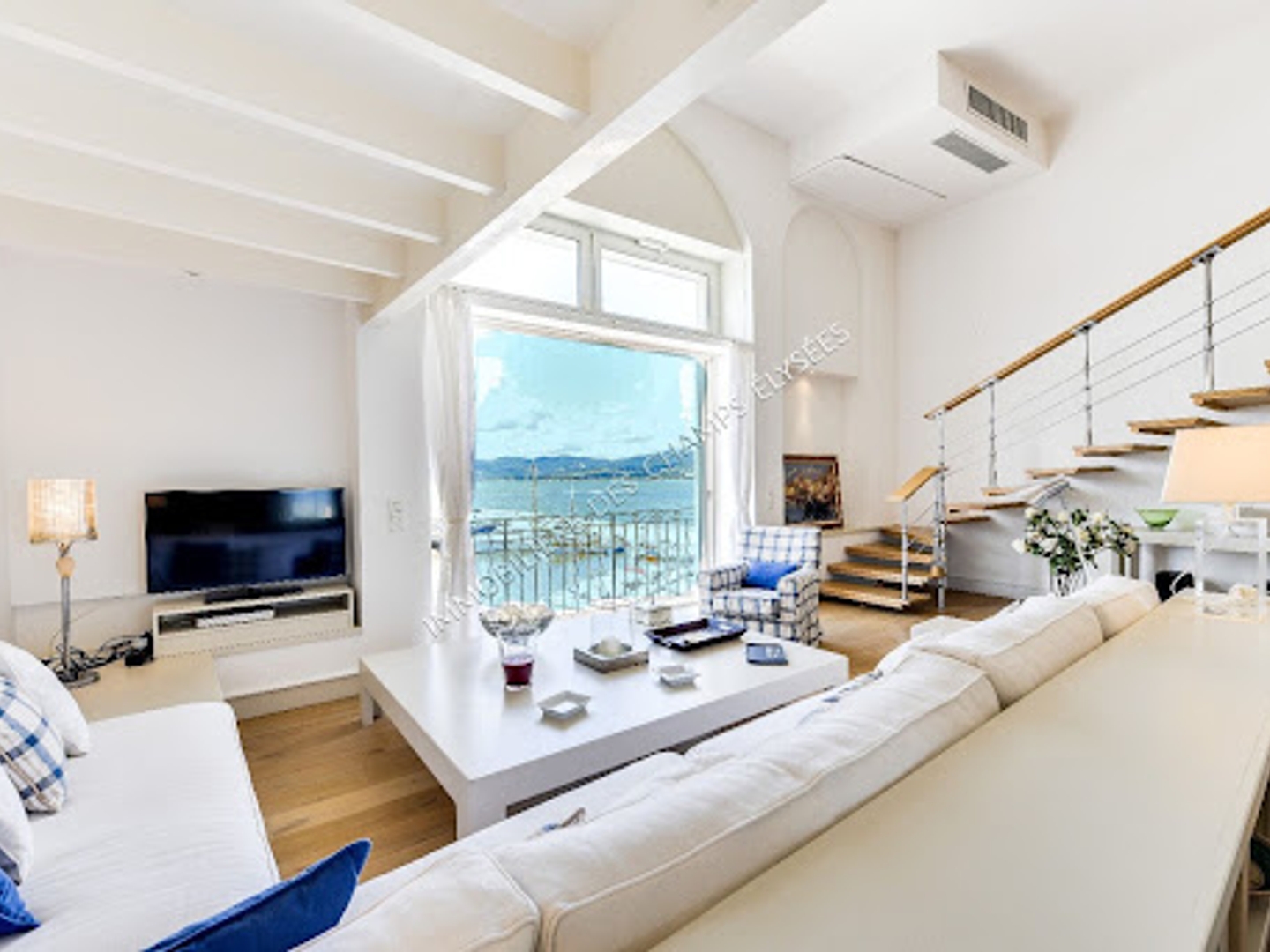 Appartement à vendre - 4 pièces - 130m2 - Saint-Tropez (83990)