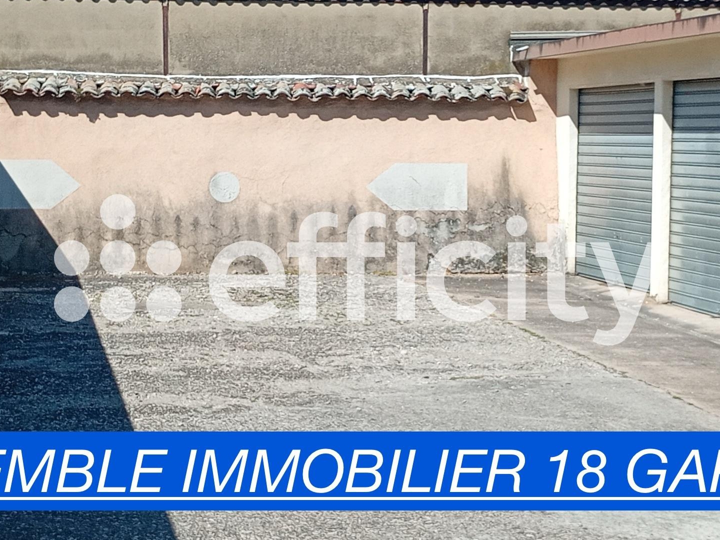 Parking 243 m²