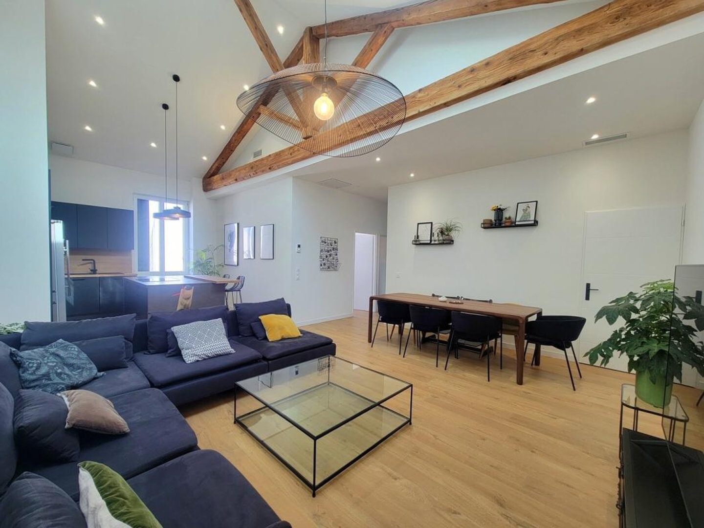 Appartement T4 - 102 m² - Dernier étage - Garage avec bureau