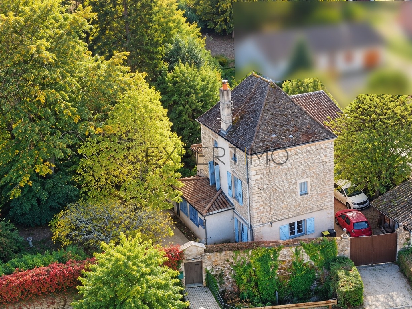 TOURNUS - MAISON DE CARACTÈRE 163 M², 5 CHAMBRES, JARDIN SECRET DE 1 389 M²