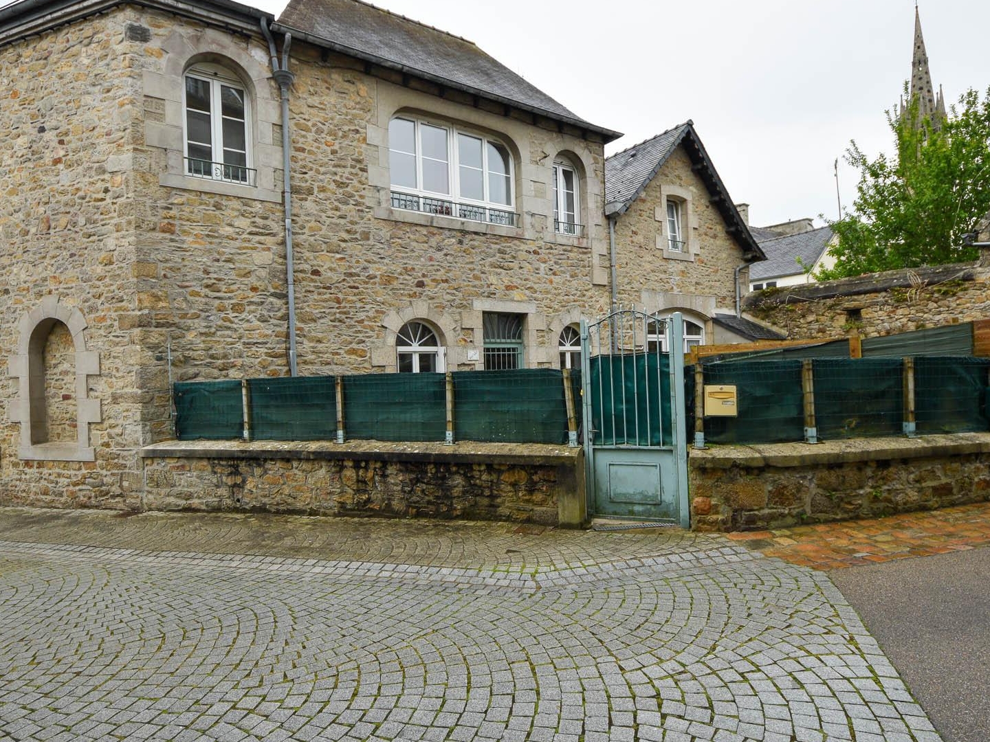 Maison en pierre 6 pièces 130 m²