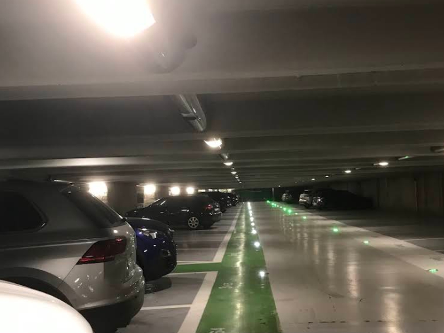 Parking / garage / box à vendre - Avignon (84000)