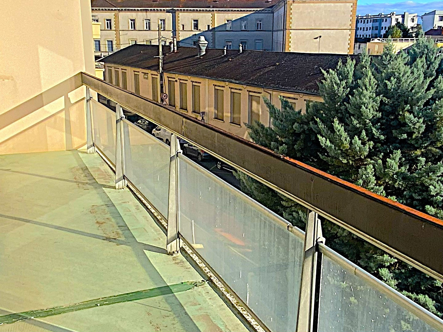 Appartement à vendre - 4 pièces - 90m2 - Villefranche-Sur-... (69400)