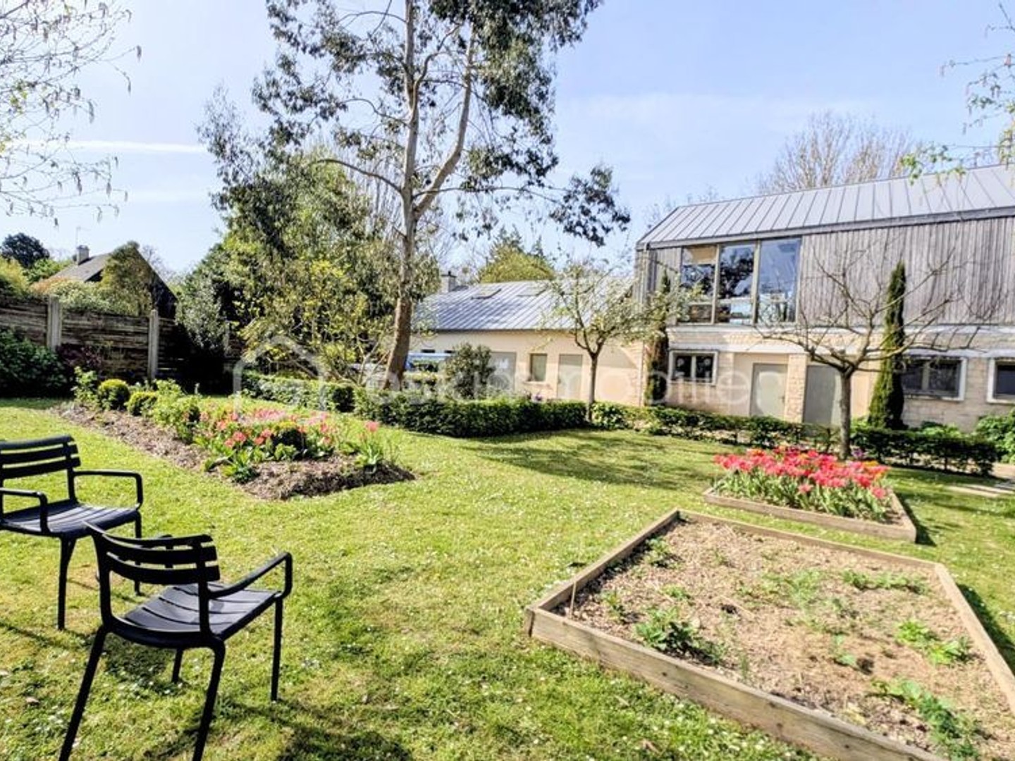 Immeuble à vendre - 670m2 - Caen (14000)