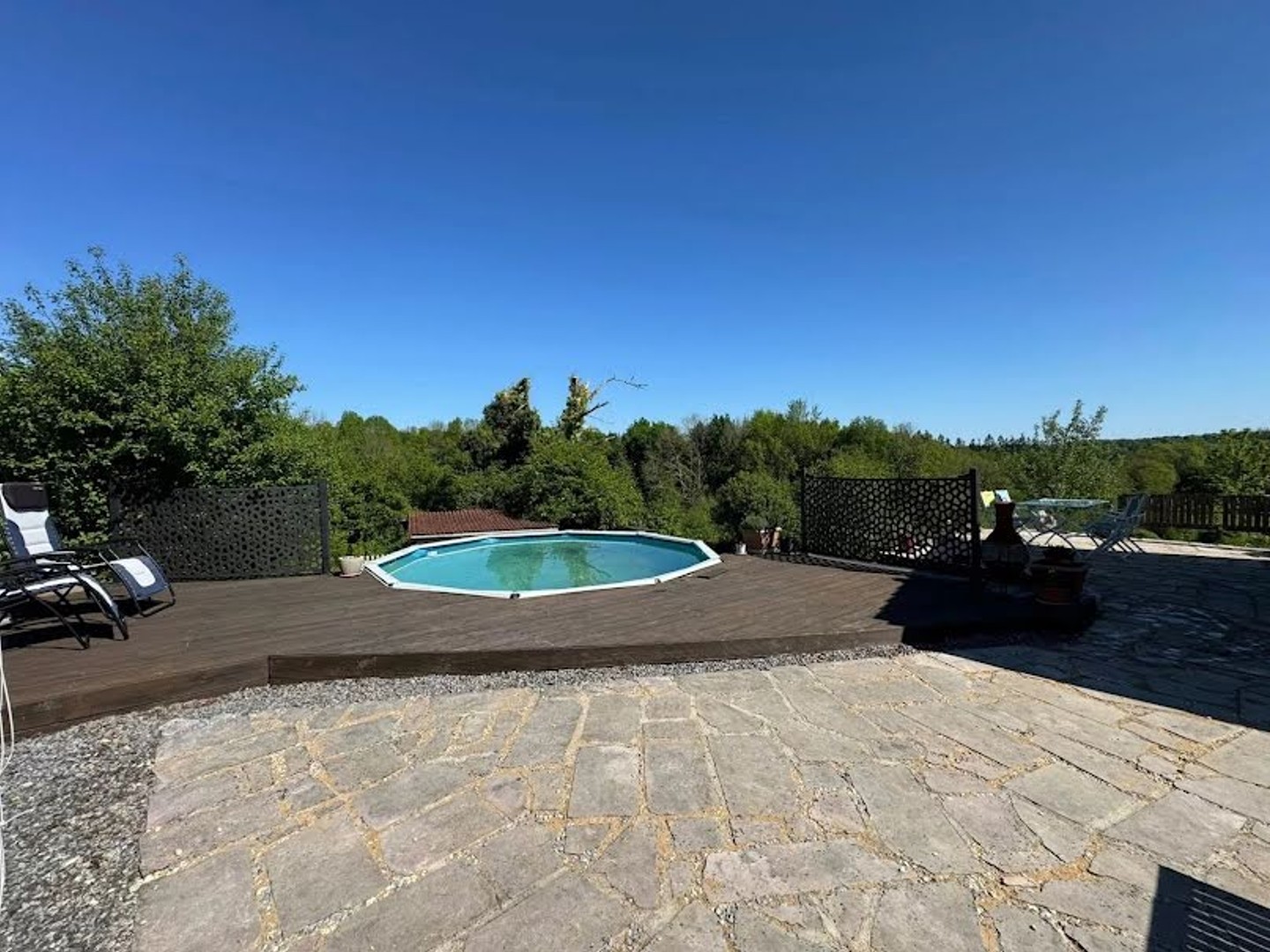 Maison à vendre - 9 pièces - 160m2 - Val-D'oire-Et-Gar... (87320)