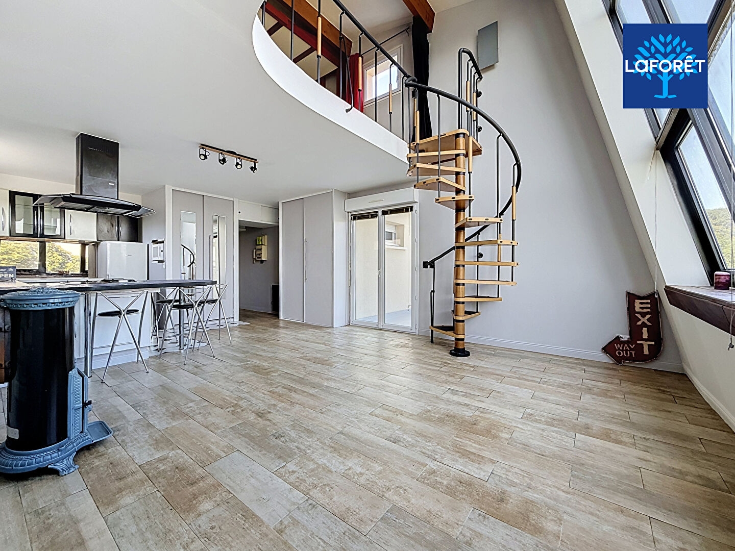 Appartement à vendre - 2 pièces - 63m2 - Noisy-Le-Grand (93160)