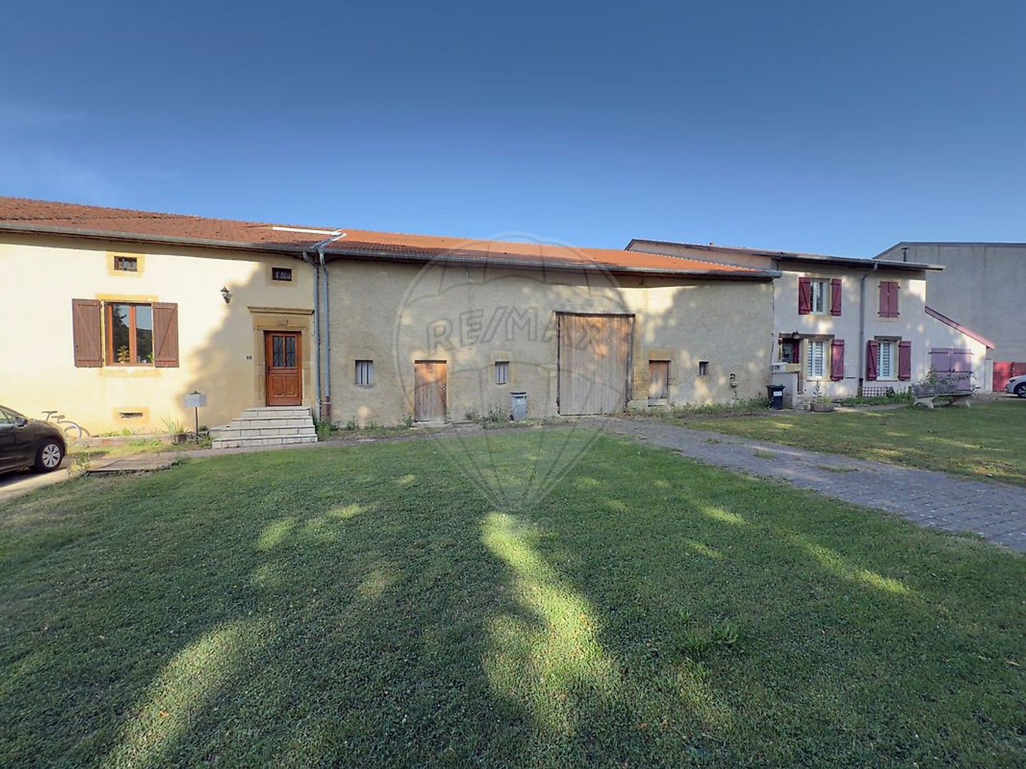 Maison 2 pièces 309 m²