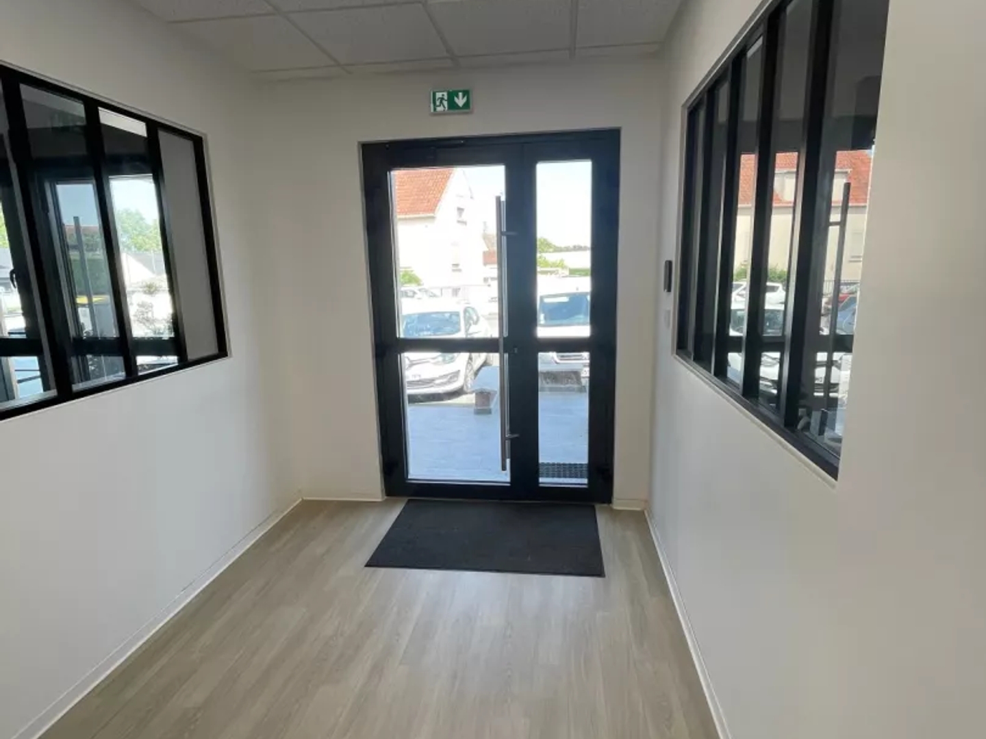 Locaux à vendre - 1000m2 - Gauchy (02430)