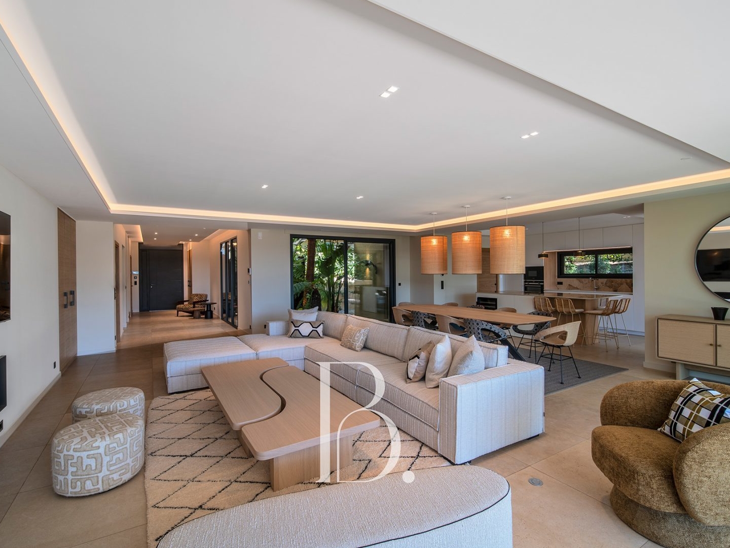Maison à vendre - 7 pièces - 320m2 - Sainte-Maxime (83120)