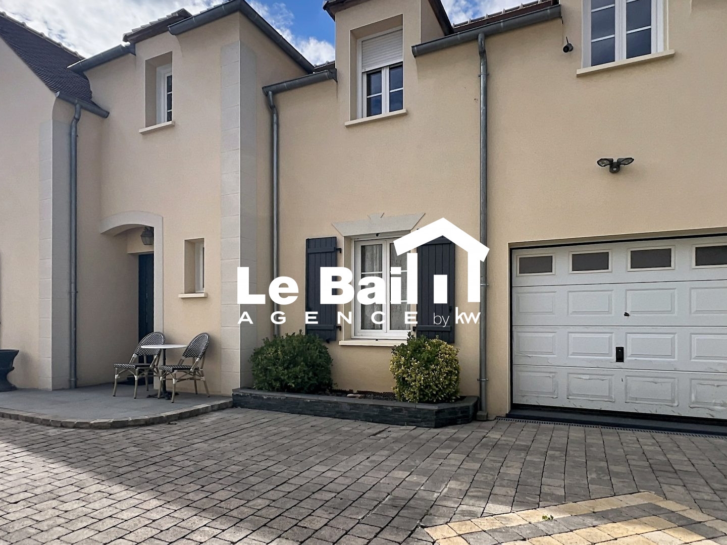 Maison 6 pièces 180 m²