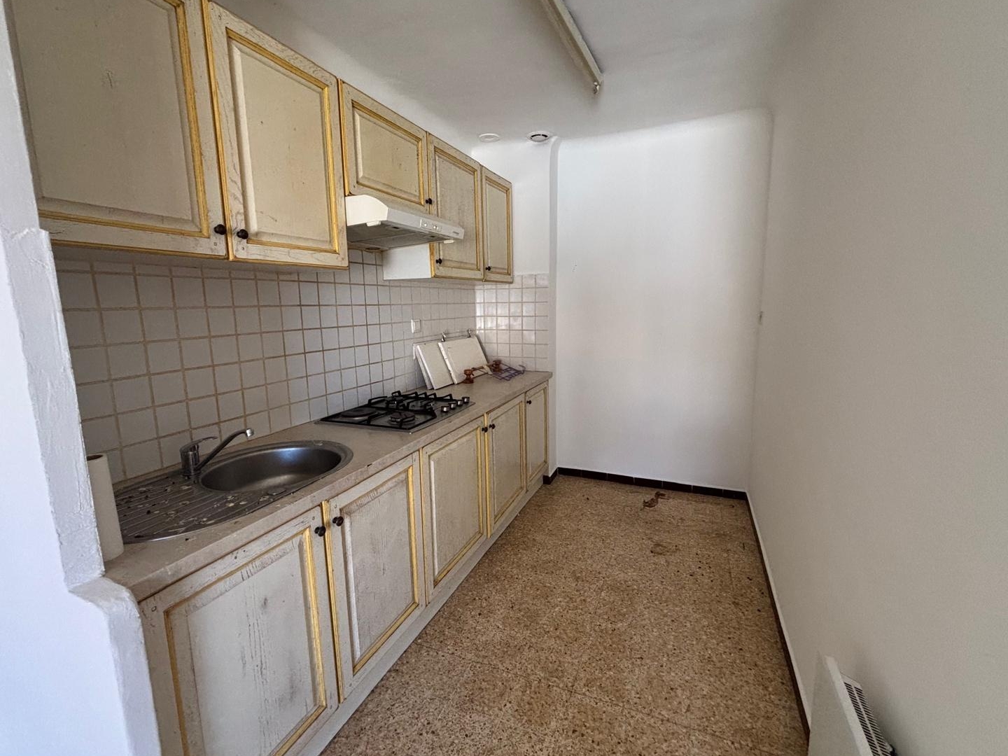 Appartement à vendre - 1 pièce - 34m2 - Charleval (13350)