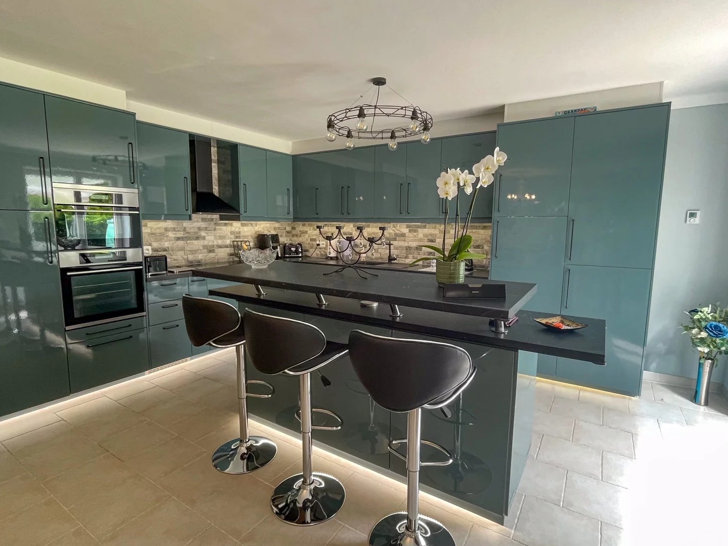 Maison à vendre - 14 pièces - 255m2 - Marval (87440)