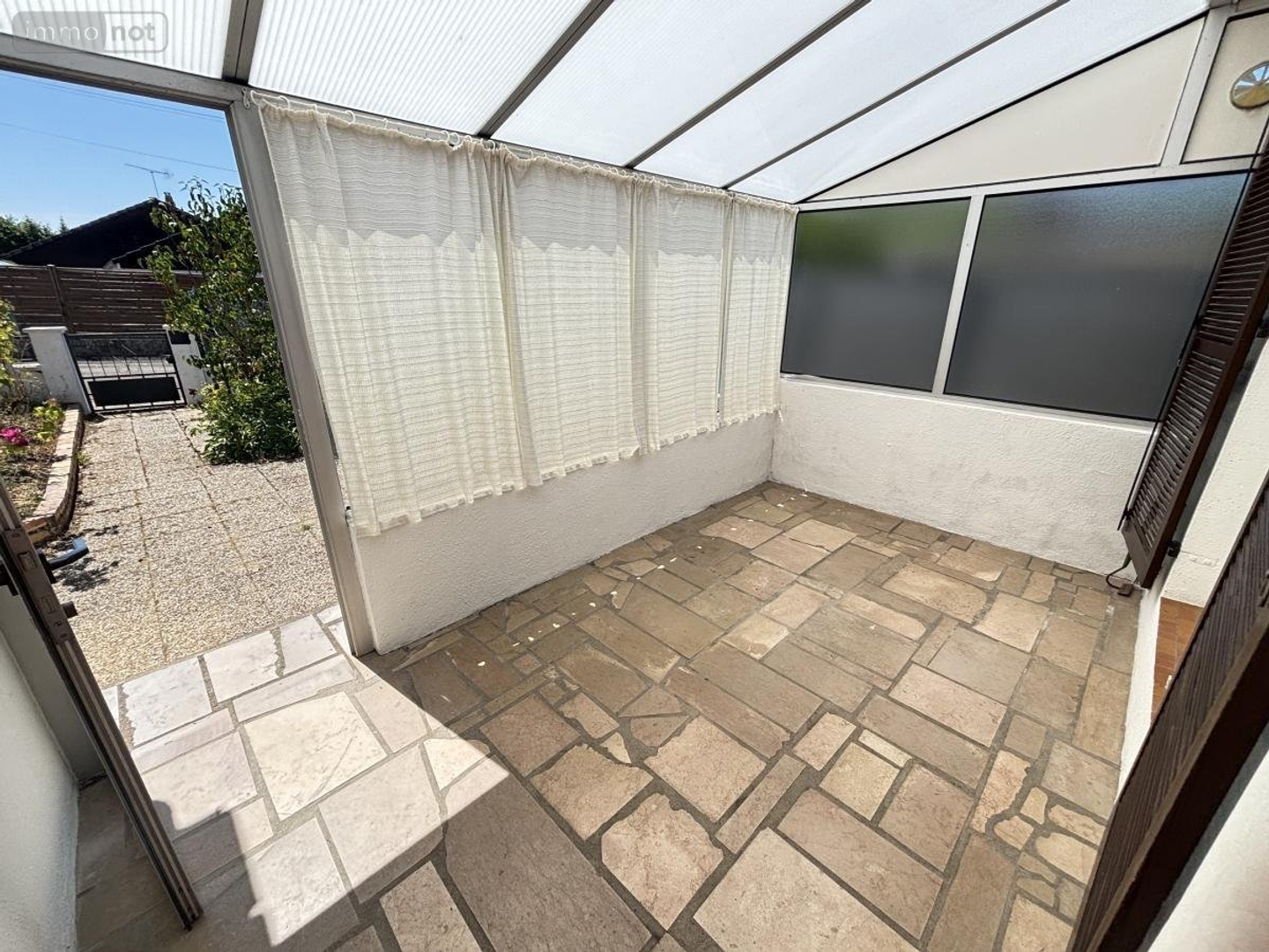 Maison à vendre - 4 pièces - 76m2 - Bourges (18000)