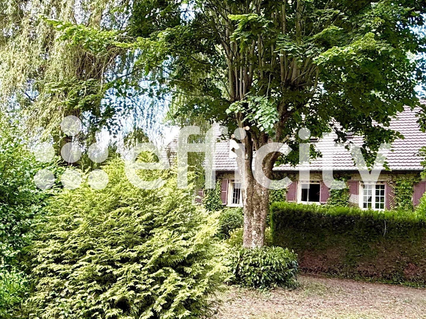 Maison à vendre - 8 pièces - 227m2 - Merlieux-Et-Fouqu... (02000)
