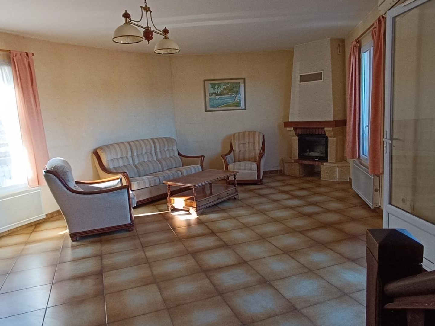 Maison à vendre - 4 pièces - 97m2 - Cuers (83390)