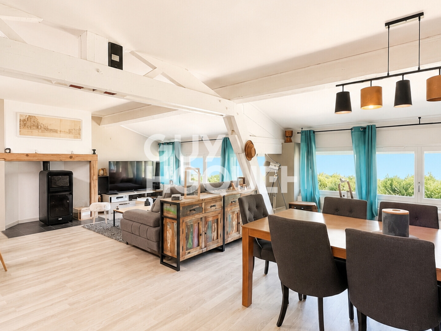 Immeuble à vendre - 7 pièces - 230m2 - Saint-Vivien-De-M... (33590)