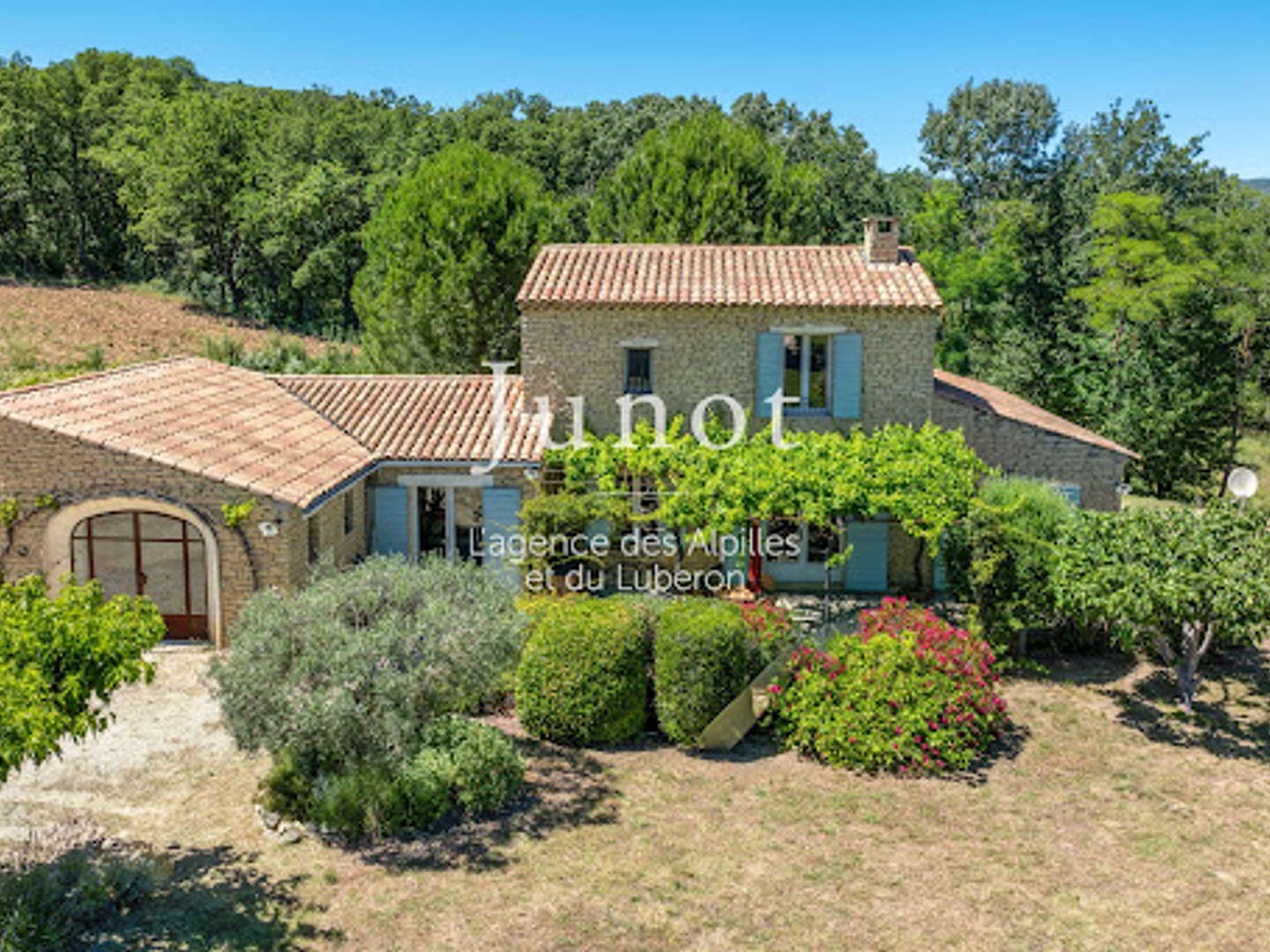 Maison 5 pièces 140 m²