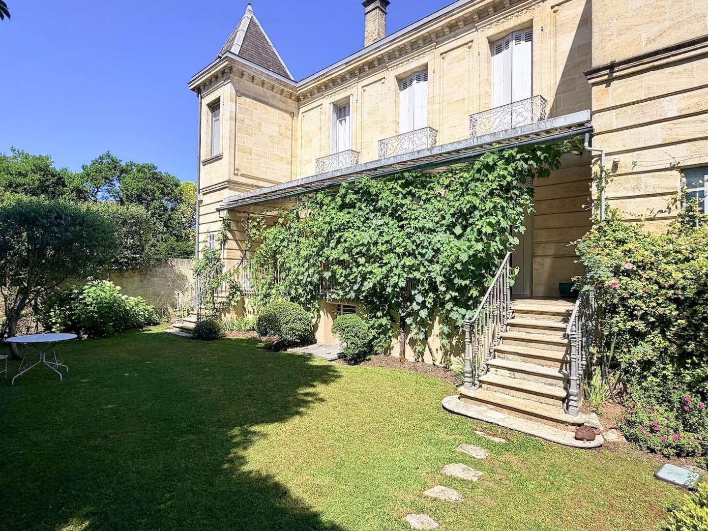 Propriété 7 pièces 185 m²
