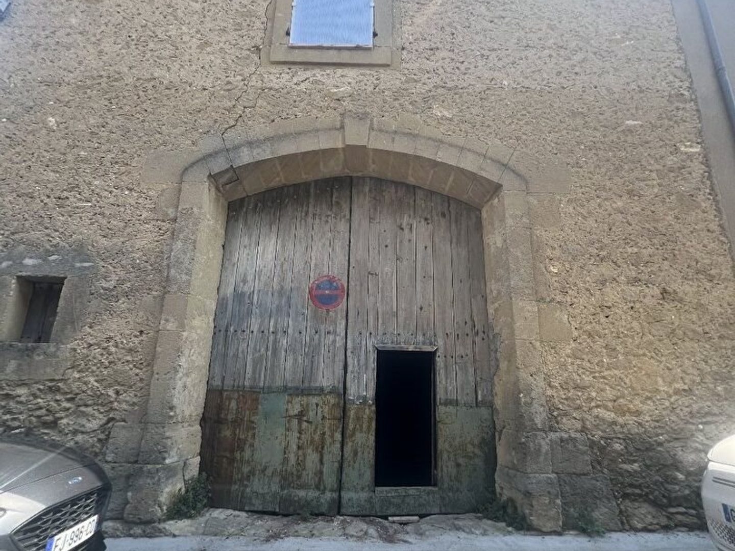 Remise En Pierre