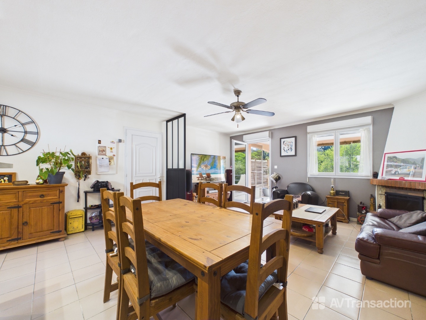 Appartement à vendre - 4 pièces - 97m2 - Afa (20167)