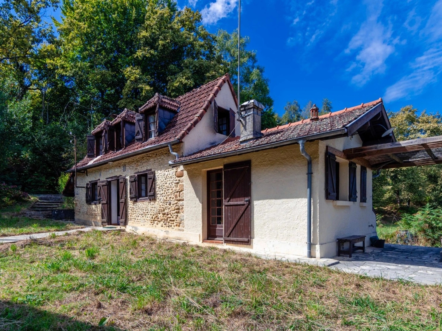 Maison à vendre - 2 pièces - 142m2 - Aubertin (64290)