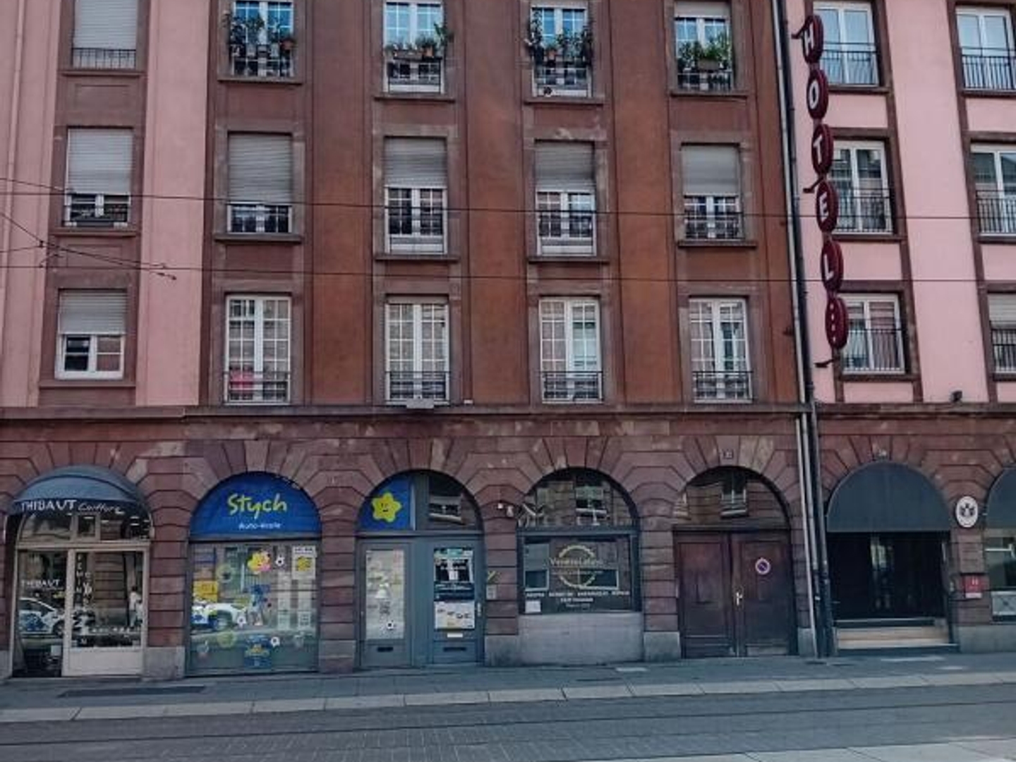 APPARTEMENT CENTRE VILLE LOUÉ