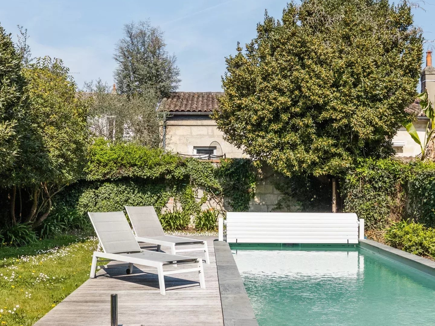 Maison à vendre - 8 pièces - 255m2 - Bordeaux (33200)