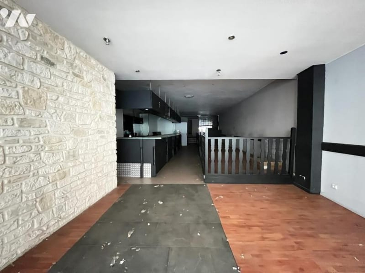 Immeuble à vendre - 105m2 - Aire-Sur-La-Lys (62120)