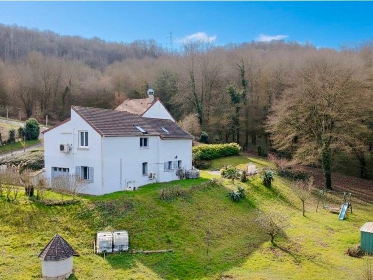 Grande maison rénovée spacieuse et lumineuse