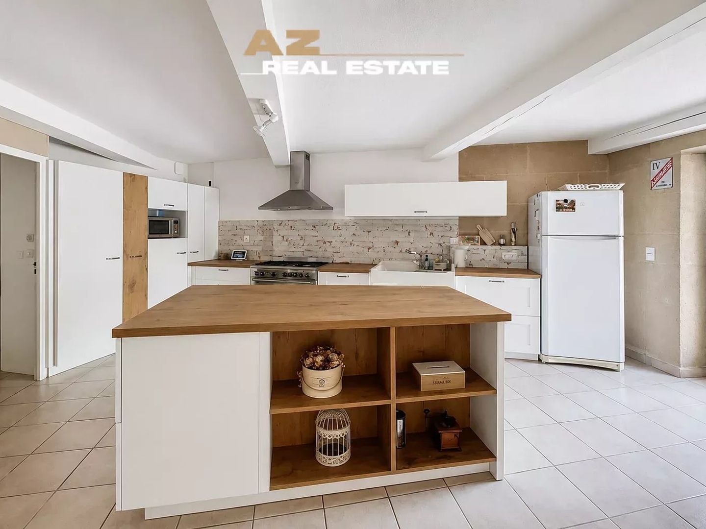 Maison à vendre - 6 pièces - 247m2 - Alixan (26300)