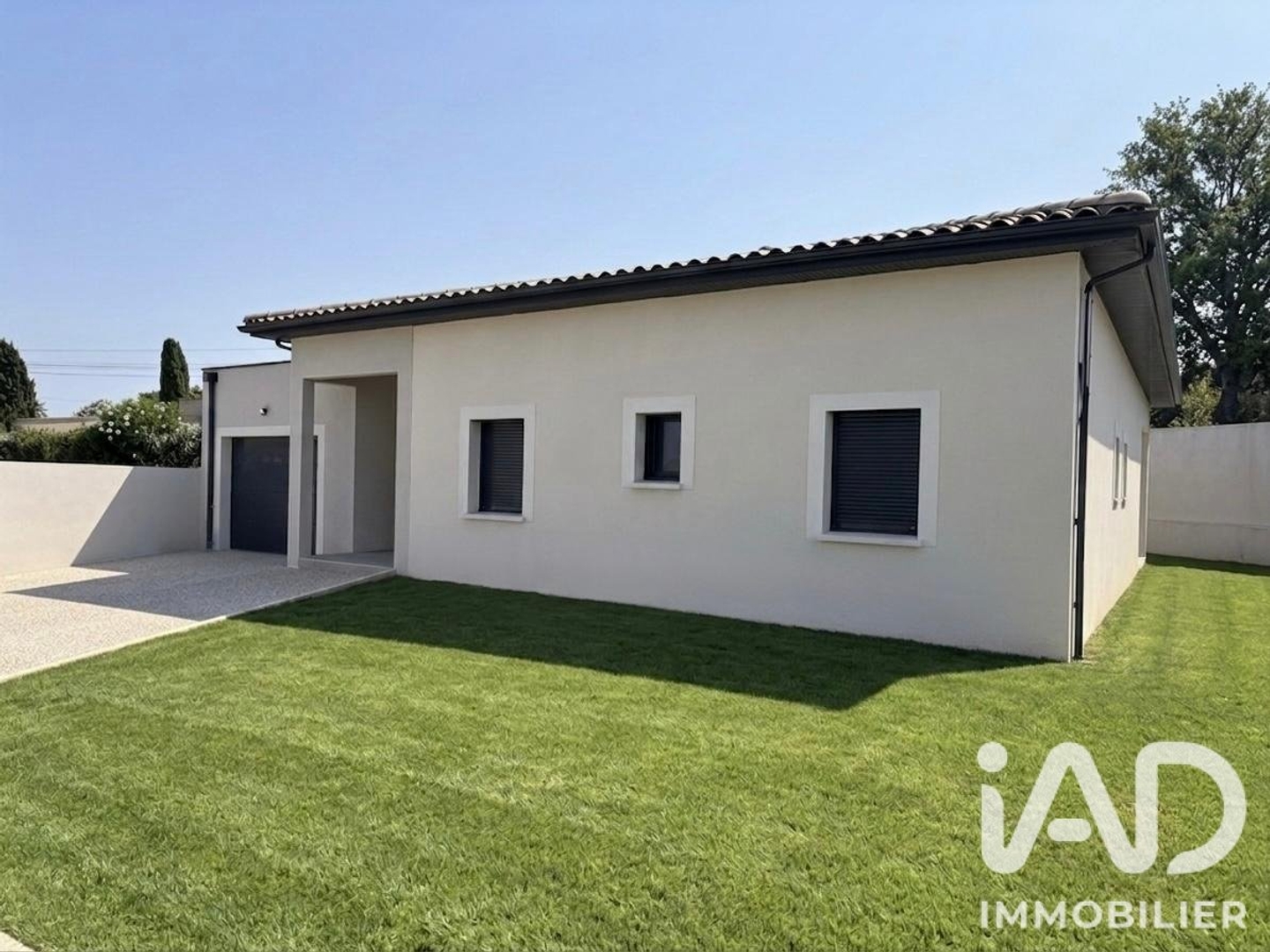 Maison à vendre - 4 pièces - 119m2 - Montélimar (26200)