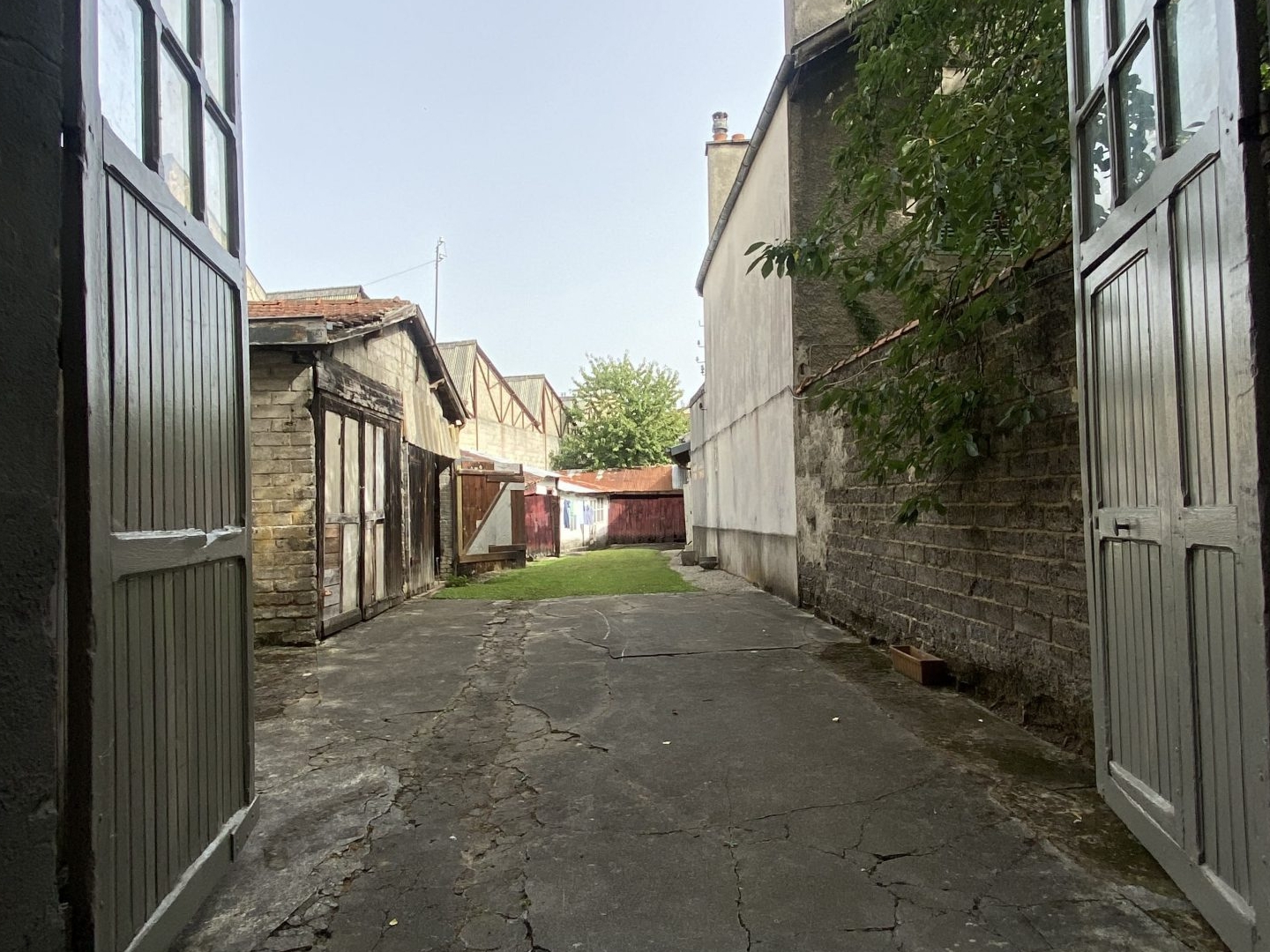 Parking / garage / box à vendre - 425m2 - Limoges (87000)