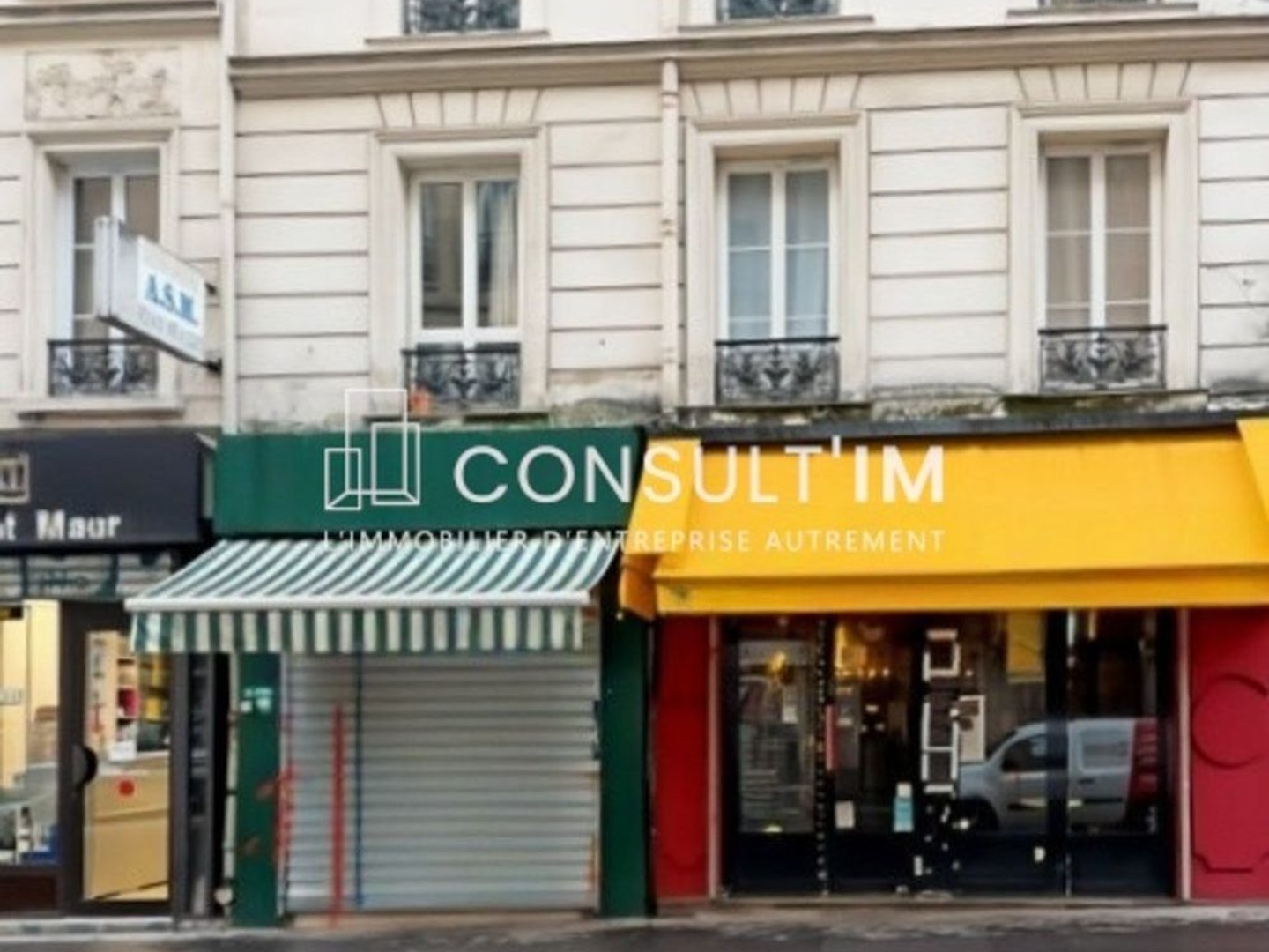 A vendre, une surface de boutique de 40m² au coeur du 11e arrondissement