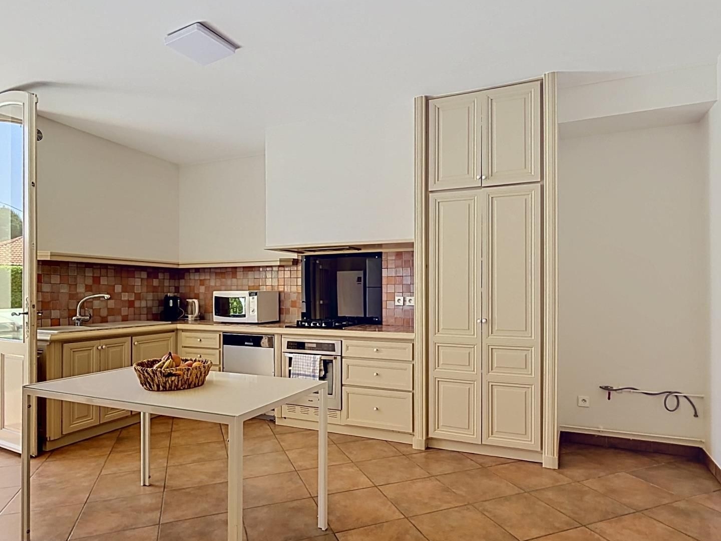 Maison à vendre - 5 pièces - 185m2 - La Tour-Du-Crieu (09100)