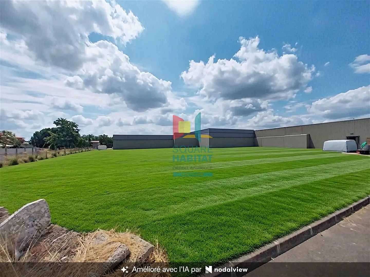 Terrain 705 m²