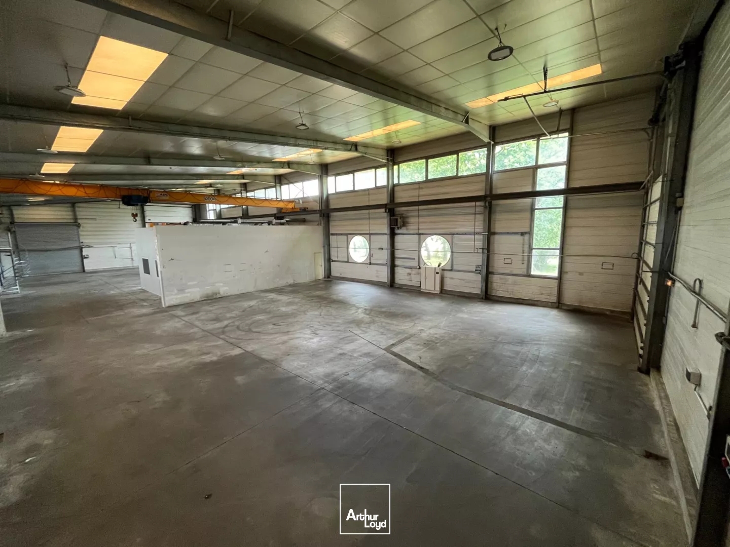 Locaux à vendre - 1121m2 - Saint-Brevin-Les-... (44250)