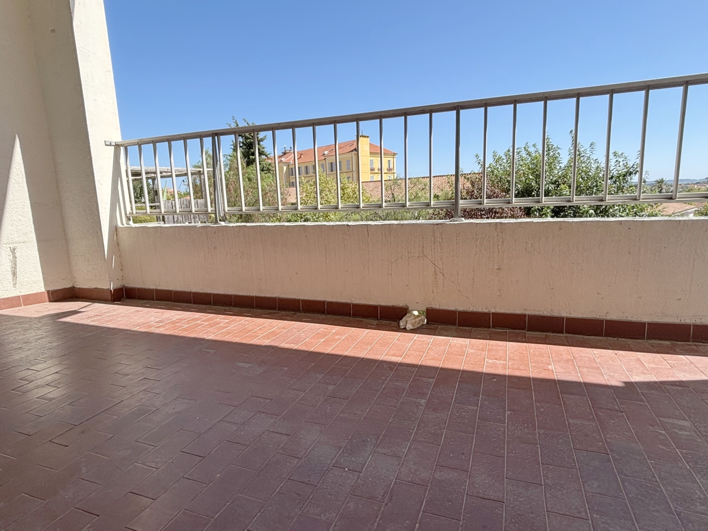 Appartement à vendre - 4 pièces - 104m2 - Hyères (83400)