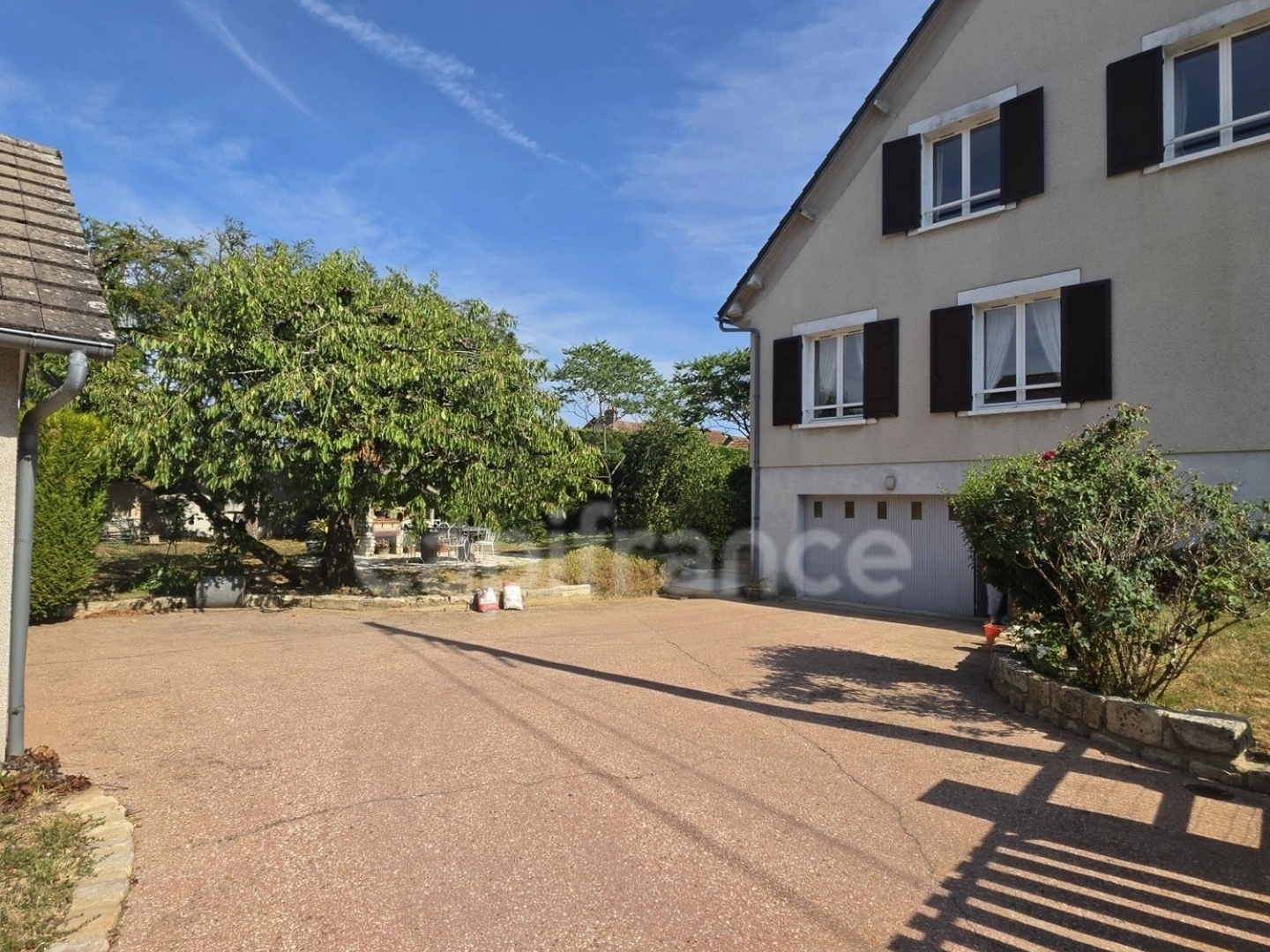 Maison 11 pièces 282 m²