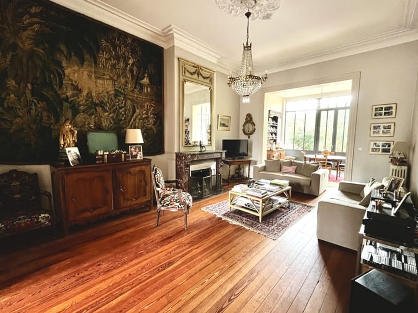 TRES BELLE MAISON EN PIERRE 6 CHAMBRES : BORDEAUX CROIX BLANCHE