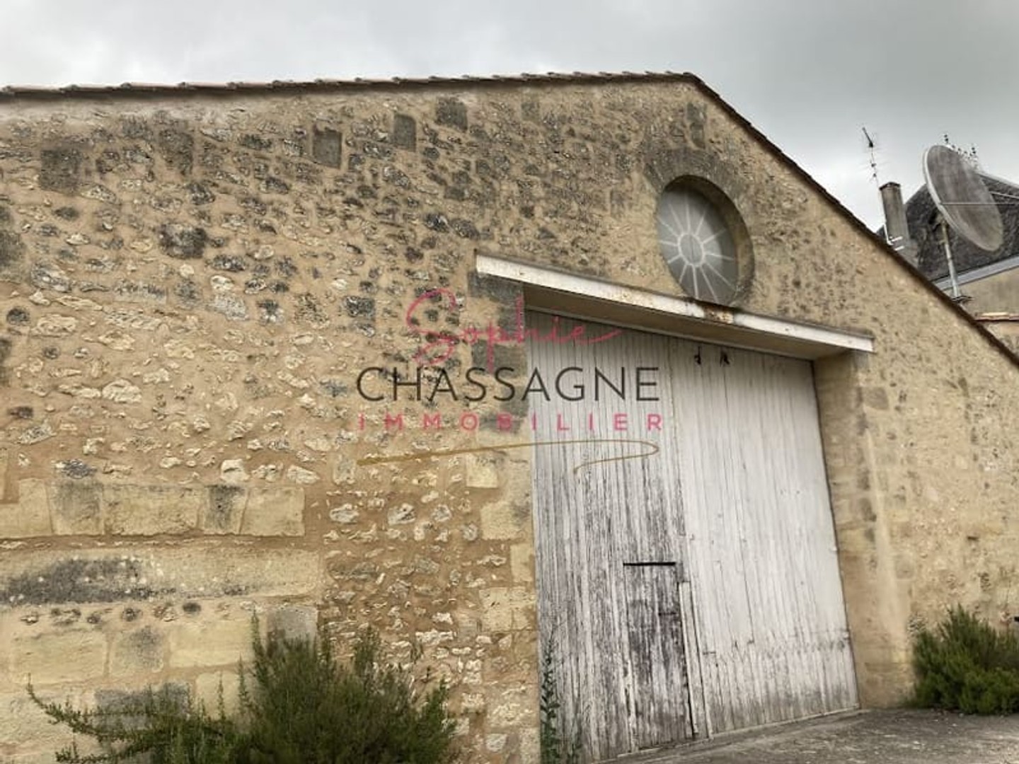 Parking 360 m²